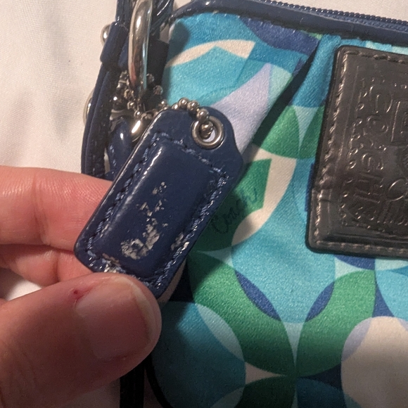 Coach Poppy Optic C Sateen Wristlet - Picture 5 of 10